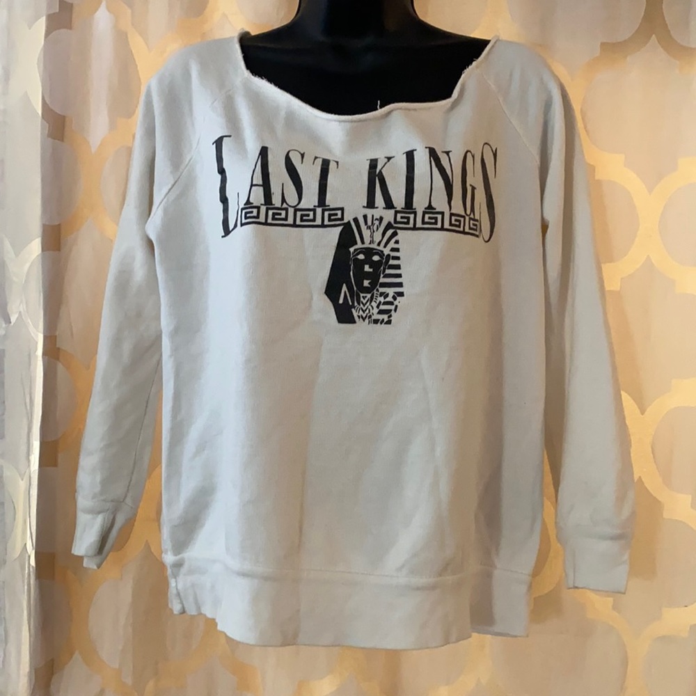 Last king sweater